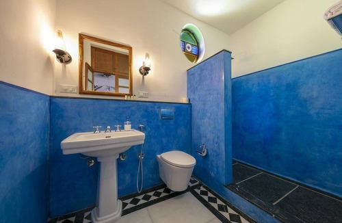 White Town Hotel | Grand Hotel D' Europe