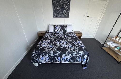 Mount Morgan Hotel | Grand Hotel Mount Morgan