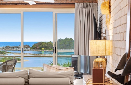 Narooma Apartment | Grand Pacific 1 Unit 1 - Ground Floor