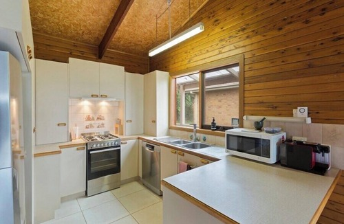 San Remo House | Great Pet-Friendly Getaway w/Views + Near Beaches