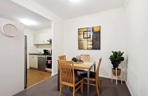 Northbridge Apartment | Great Value| 1 Bedroom Apartment| Onsite Parking| Northbridge