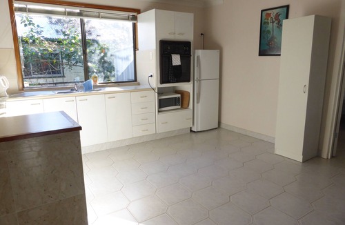 Vincentia Villa | Great value by the beach