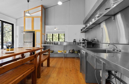 Vincentia House | Greenfields Beach House & Studio