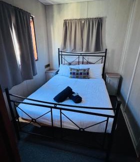 Griffith Other | Griffith Tourist Caravan park