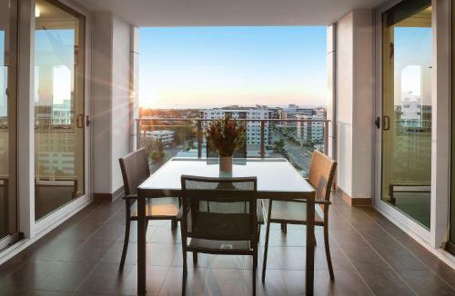 Darwin City Centre Apartment | H on Mitchell Apartment Hotel