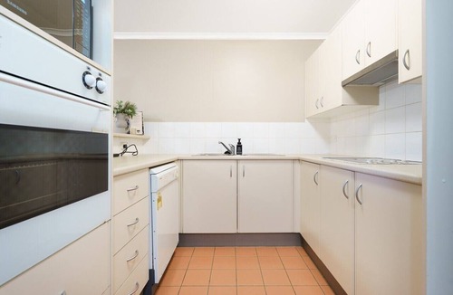 Braddon Apartment | Haig Park and Braddon Dining at Your Doorstep