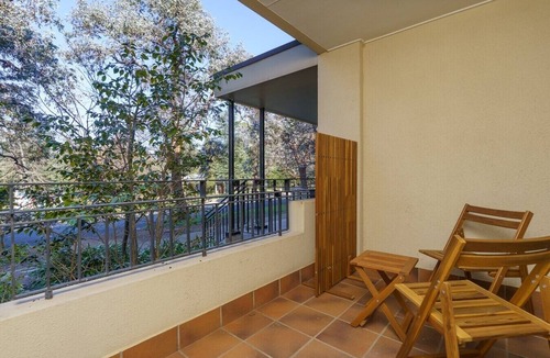 Braddon Apartment | Haig Park and Braddon Dining at Your Doorstep