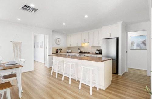 Aldinga Beach House | Halcyon Haven—Coastal Bliss w/Cinema & Playground