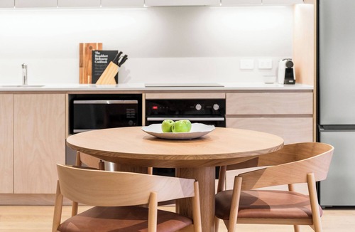Bondi Beach Apartment | Hall St Apartments by Urban Rest