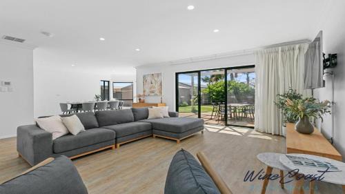 Seaford House | HaltandHide by Wine Coast Holiday Rentals
