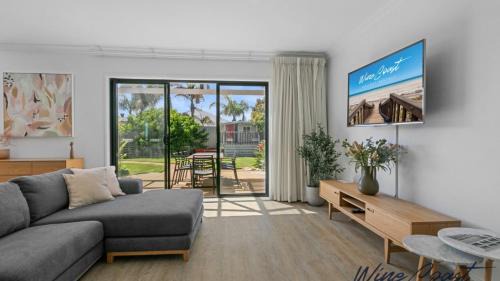 Seaford House | HaltandHide by Wine Coast Holiday Rentals