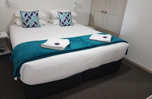 Islington Apartment | Hamilton on Beaumont