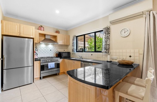 South Fremantle Villa | Hampton Retreat - South Fremantle Escape