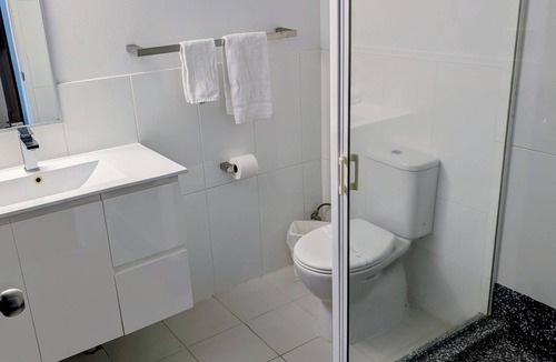 Rockhampton Hotel | Hampton Villa Motel