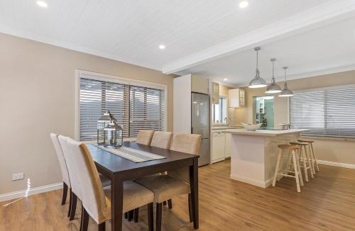 Deception Bay House | Hamptons at The Bay