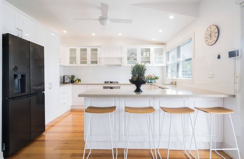 Capel Sound House | Hamptons Haven - 4pm check out Sundays*