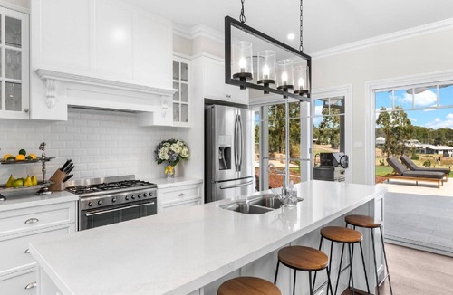 Pokolbin House | HAMPTONS ON FIGTREE - THE VINTAGE HOLIDAY HOUSES
