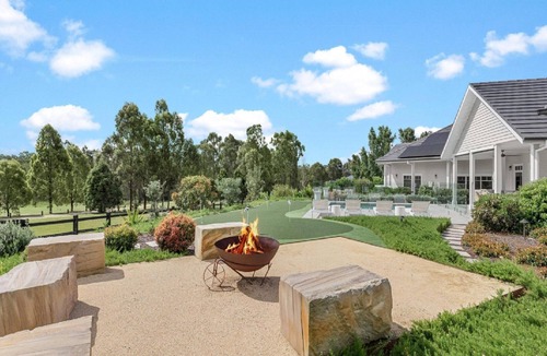 Pokolbin House | HAMPTONS ON FIGTREE - THE VINTAGE HOLIDAY HOUSES