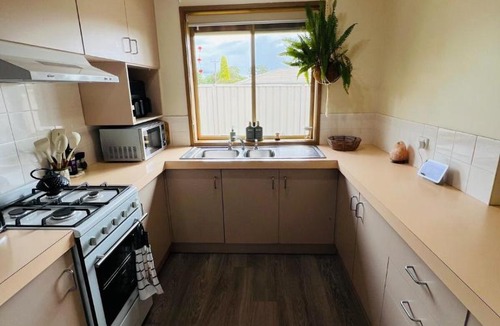Traralgon House | Hannahs Haven