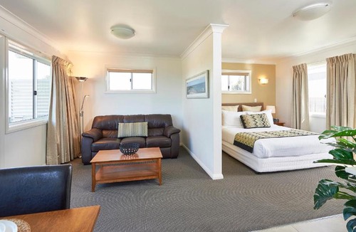 Ulladulla Hotel | Harbour View Apartments