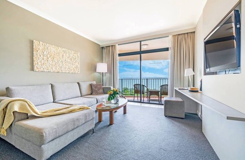 Darwin City Centre Apartment | Harbourfront Living with Views to Write Home About