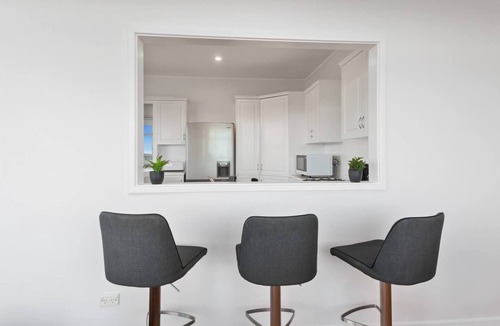 Shellharbour House | Harbourview Escape Serene Shellharbour Family Stay