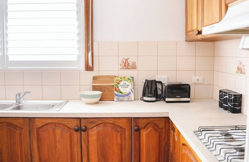 Shepparton South House | Harry's Place -Easy Access Stay