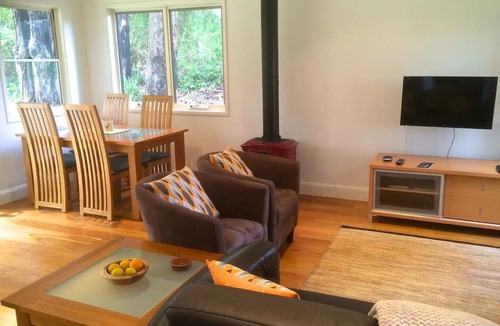 Jaspers Brush House | Haven Hideaway