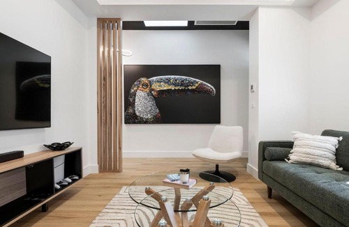 Carlton South Apartment | Heritage Luxe Terrace Opposite Melbourne Uni