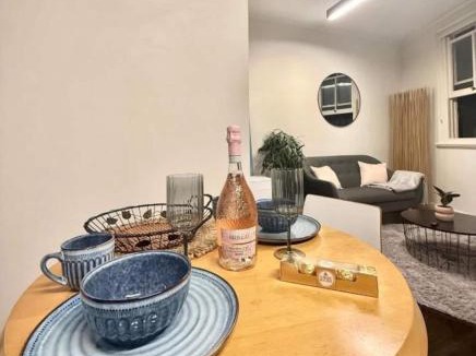 Millers Point Apartment | Heritage Studio by the Opera House - The Rocks