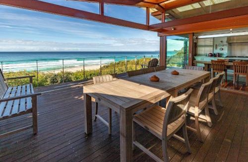 Blueys Beach House | Heron House - Beachfront Blueys Beach