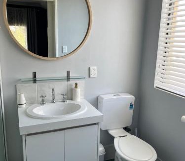 Eaton House | Hibiscus Haven