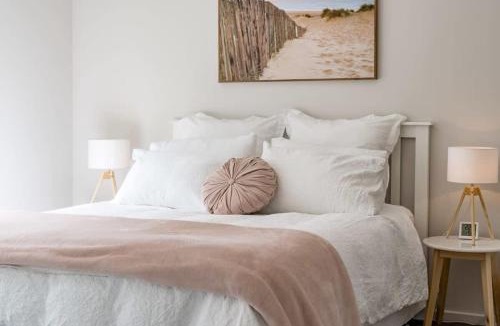 Middleton House | Hidden Little Gem, Luxury Township Escape in Middleton