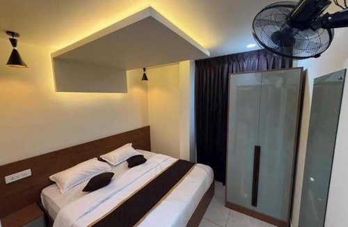 Vayittiri Apartment | Hide Away : Three-Bedroom Standard Apartment