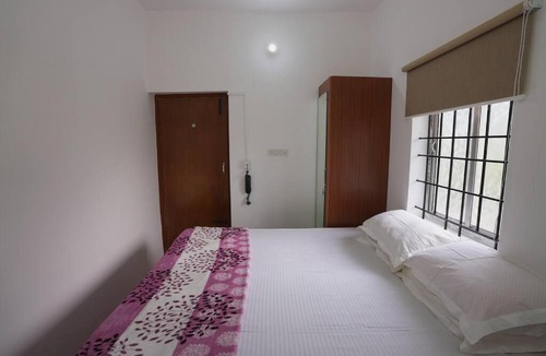 Ponneri Apartment | HIDE OUT at Medur, Pulicat Highway