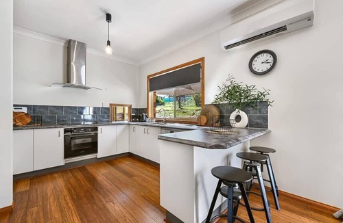 Robin Hill House | Highfields - Valley Views - Bathurst Acreage