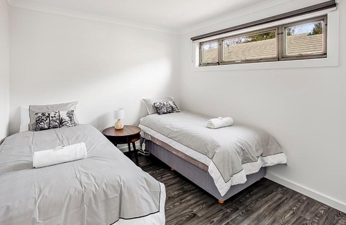 Bright House | Highland Valley Cottage 2