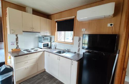 Armidale Hotel | Highlander Van Village