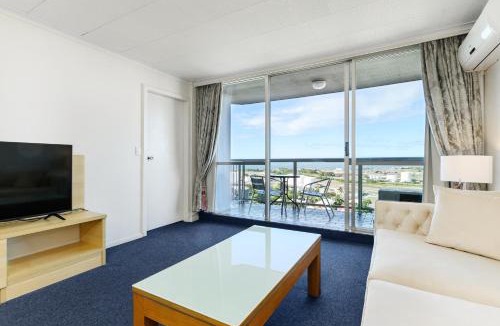 Gladstone Apartment | Highpoint International Hotel