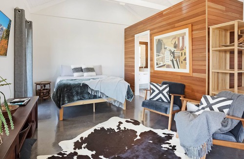 Merimbula Apartment | Hill St Studio - 2+ nights