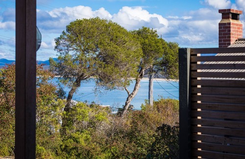 Merimbula Apartment | Hill St Studio - 3+ nights