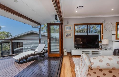Tweed Heads South House | Hillcrest Retreat with River Views