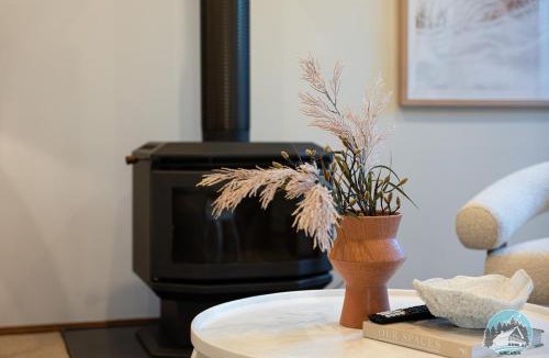 Shell Cove Villa | Hilltop Haven-Shell Cove
