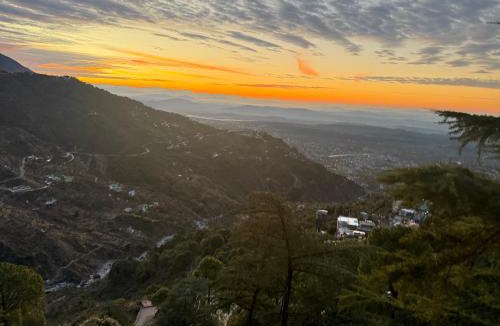 McLeod Ganj Bed & Breakfast | Himalayan Suite
