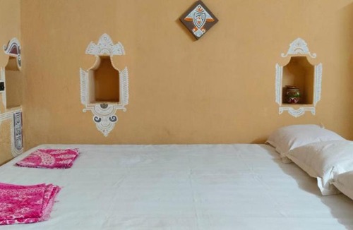 Ruppur House | Himjhuri