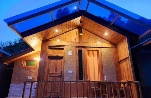 Banjar Cabin | Hipostel Laida - Tirthan