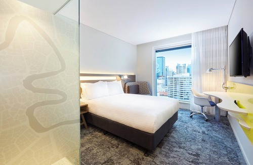 Spring Hill Hotel | Holiday Inn Express Brisbane Central by IHG