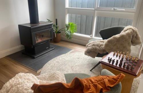 Yarram House | Home in Yarram Stylish & comfortable