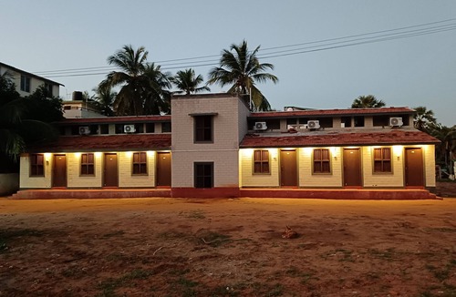 Ramanathapuram Bed & Breakfast | Homestay Comfort Meets Heritage Charm in Kilakarai