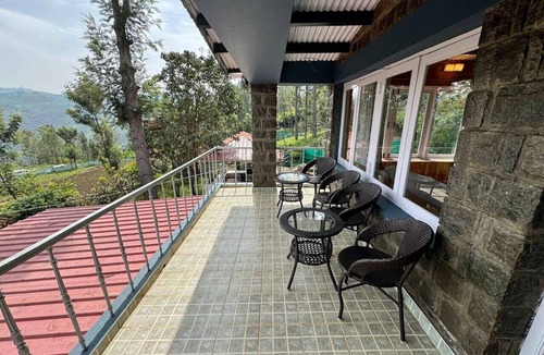 Wellington Apartment | Hospitality Expert NTE: BBQ, Bonfire & Chef